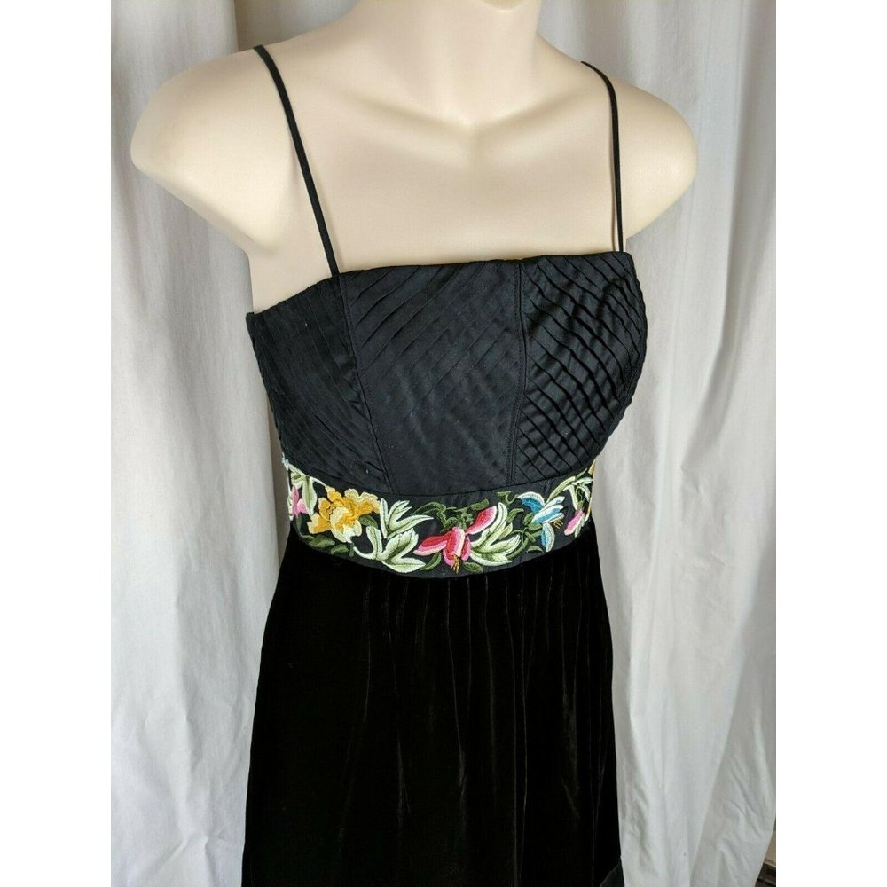Anthropologie Floreat Evening Enchantment embroidered velvet Dress - Picture 2 of 6